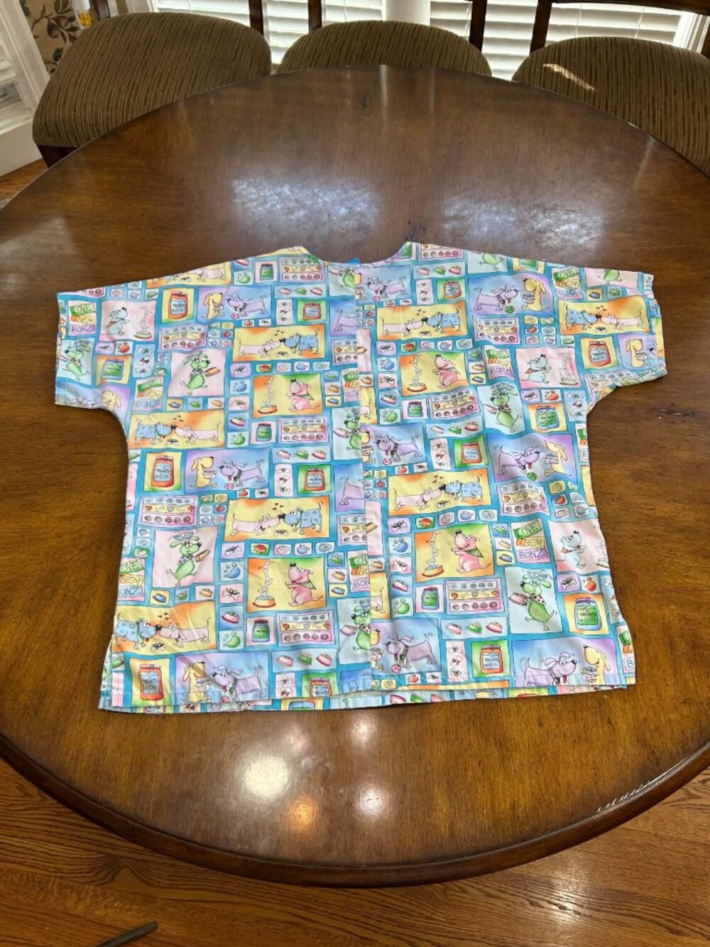 Vintage Love Them Bonz Medical Scrub Top L